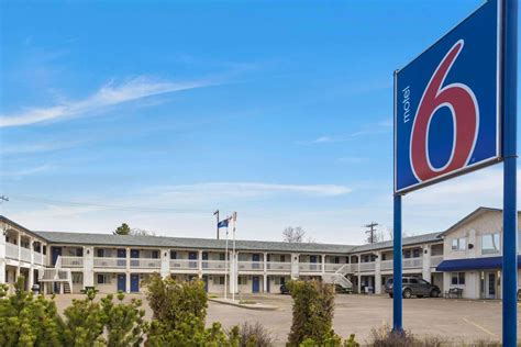 Expedia motel 6 - Stay at this motel in Indianapolis. Enjoy free WiFi, free parking, and room service. Our guests praise the helpful staff and the clean rooms in our reviews. Popular attractions Hoosier Heights Indianapolis and Midwest Sports Complex are located nearby. Discover genuine guest reviews for Motel 6 Indianapolis, IN along with the latest prices and …